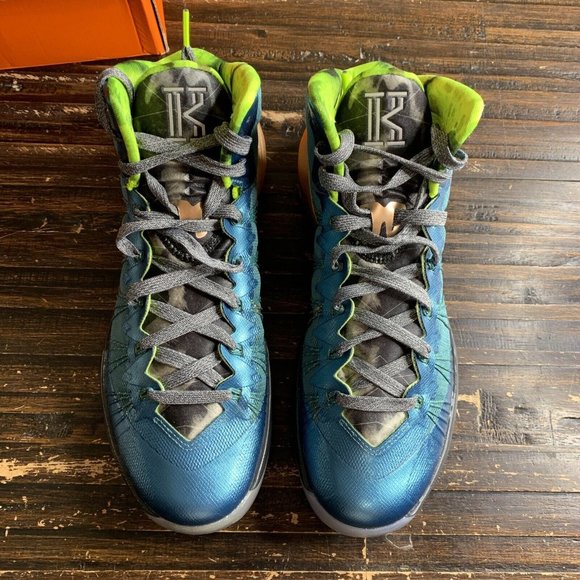 Nike Hyperdunk 2013 - Kyrie Irving Australia PE - Sz 9 - Men's - 599537 304 - Picture 4 of 7